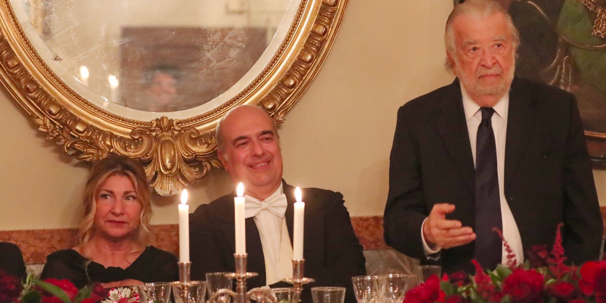 annuncio-pupi-avati-min